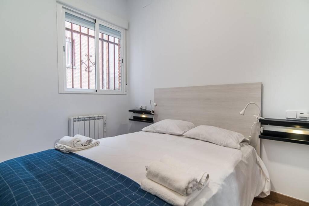 #15Pin-1 Apartamento De Un Dormitorio En Tetuan Мадрид Екстериор снимка