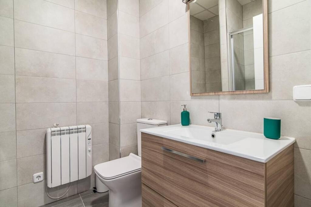 #15Pin-1 Apartamento De Un Dormitorio En Tetuan Мадрид Екстериор снимка